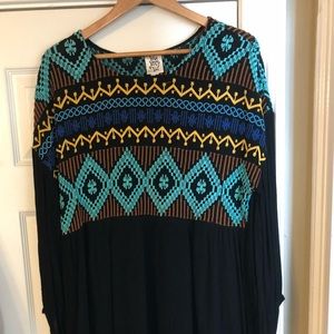 NWOT Ivy Jane Tunic Top